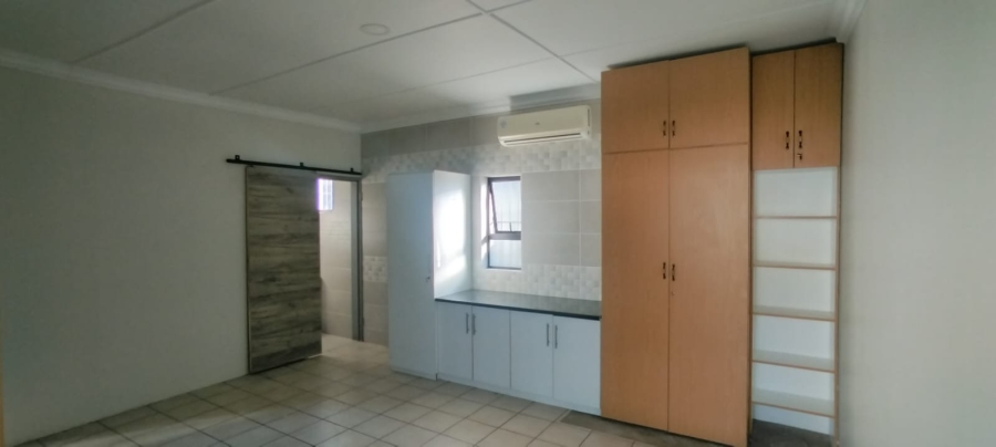 Commercial Property for Sale in Flamwood North West